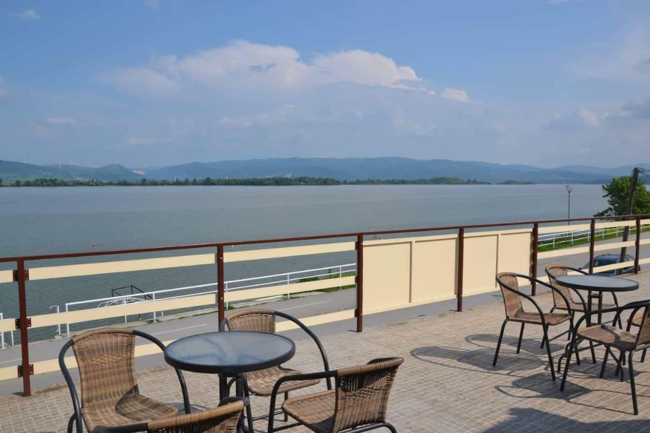 Guest House Bole Винци Экстерьер фото
