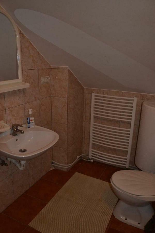 Guest House Bole Винци Экстерьер фото